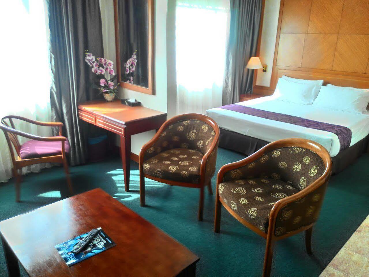 Orkid Hotel Melaka Zewnętrze zdjęcie
